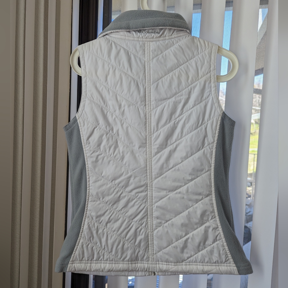 Columbia Thin Layer Vest Small - image 5